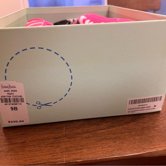 Low vulcanized canvas sneakers - Picture 8 of 8